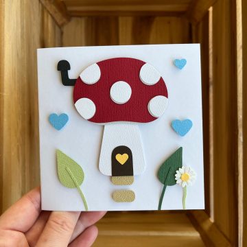 Katie Sarah Makes Toadstool